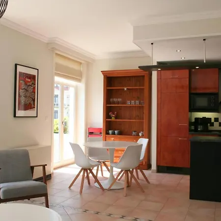 Apartamento Albatros B1 *